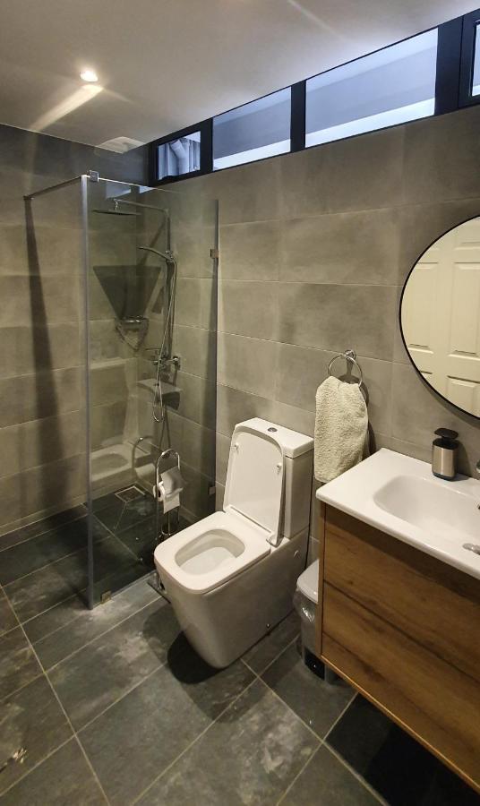 Les Cerisiers - Exclusive Beach Residence - 3 Bedroom Modern Apartment, Flic En Flac Exterior photo